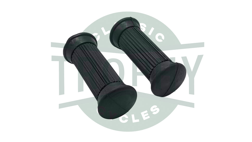04-2569 - Norton 650 750 850 Atlas Commando Passenger Footrest Rubbers (2)