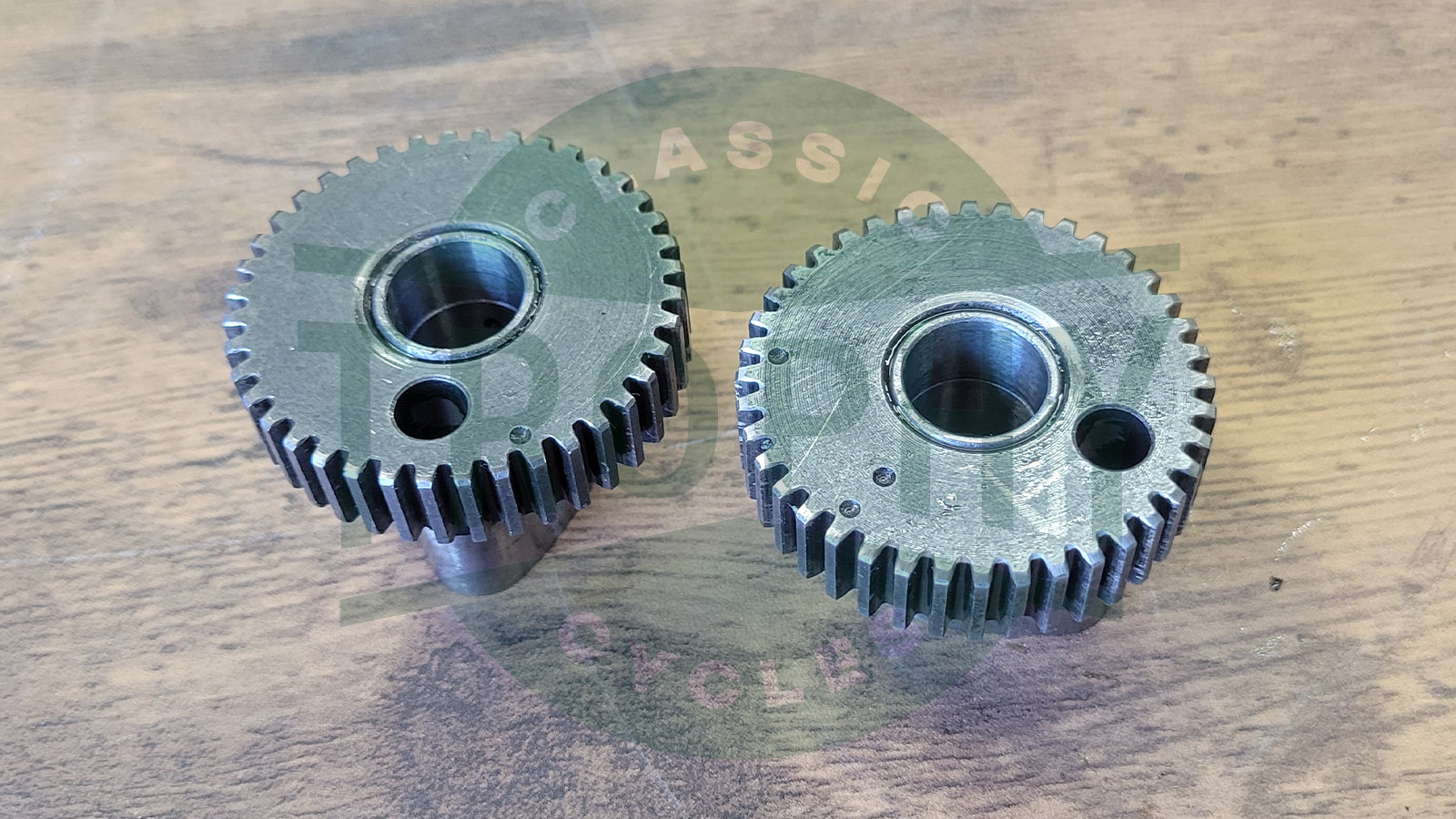 140113 140114 - Royal Enfield Bullet 350 500 Inlet & Exhaust Camshaft Set Used