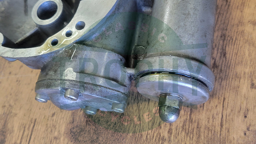 Royal Enfield Bullet 500 Timing Cover Assembly with Oil Pumps & Mounting Hardware