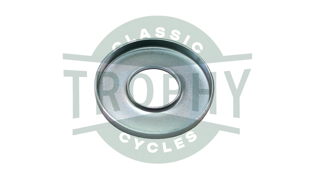37-1237 - Triumph BSA Wheel Bearing Cover Retainer